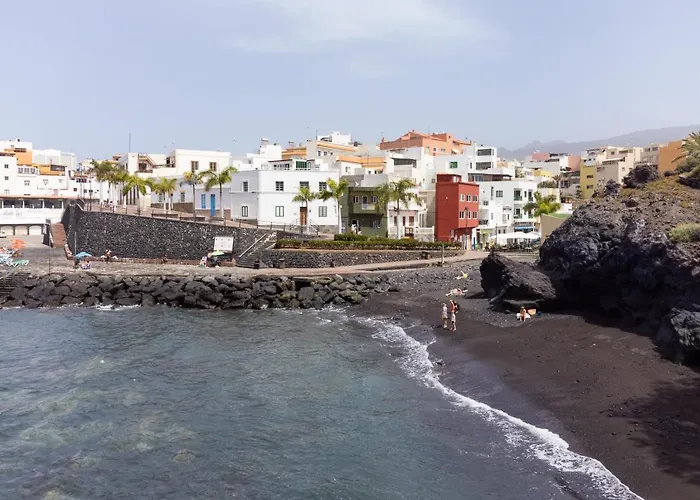 Chill And Sun By Sunkeyrents Alcala (Tenerife)