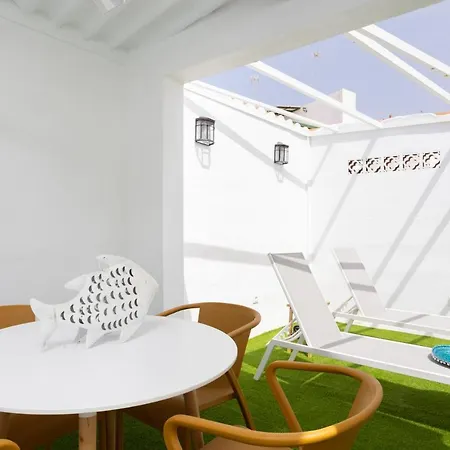 Chill And Sun By Sunkeyrents Holiday home
