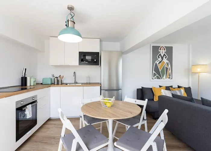 Chill And Sun By Sunkeyrents Алькала